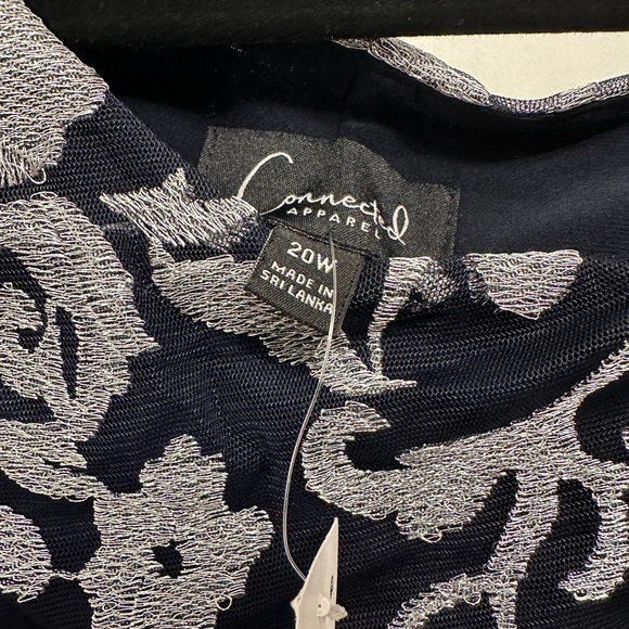 Connected Apparel Blue Gown with Short Flutter Sleeve - Picture 3 of 5